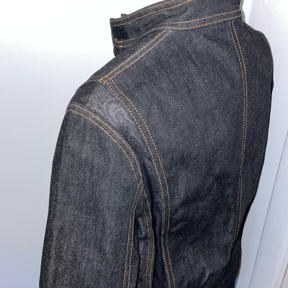 Gucci Black Denim Jean Jacket with Contrast Stitching - Picture 3 of 12